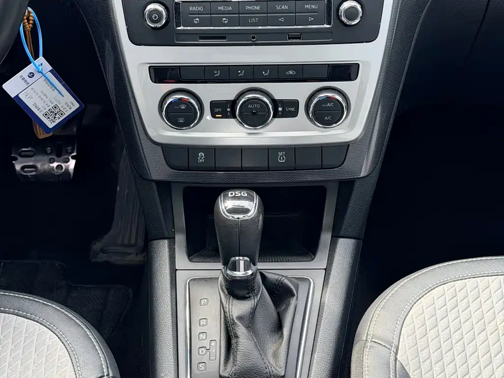 Skoda Yeti — миниатюра 9