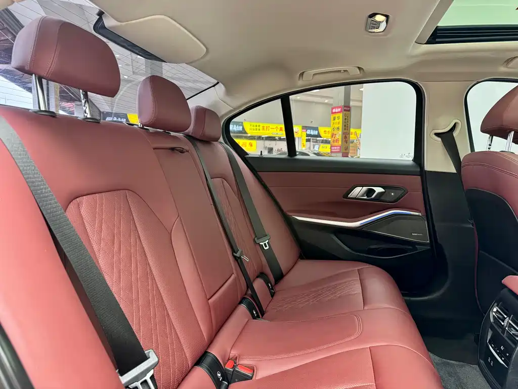 BMW 3 Series — миниатюра 13
