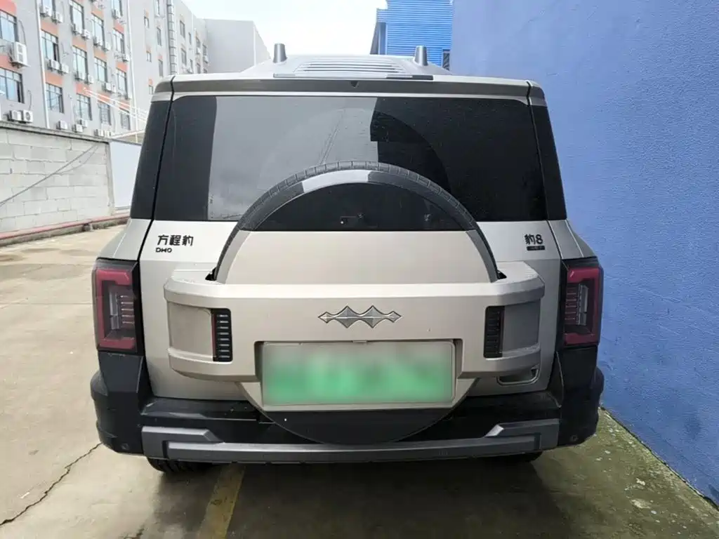 Fangchengbao Leopard 8 8 2025 Flagship 7 мест
