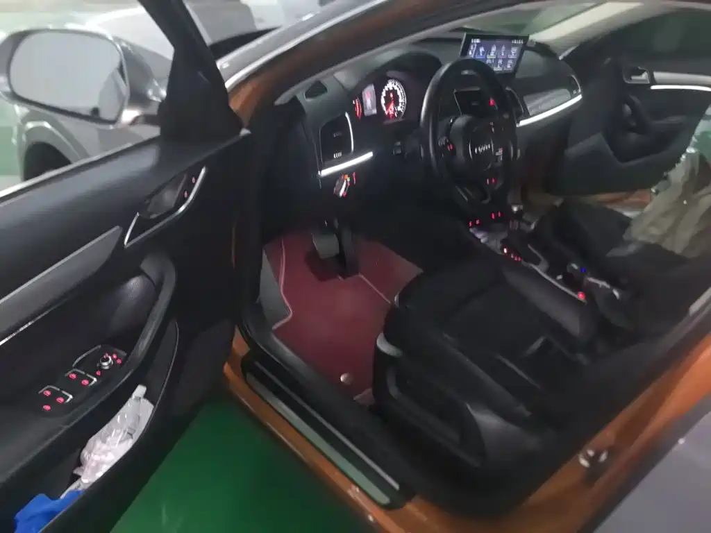 Audi Q3 — миниатюра 12