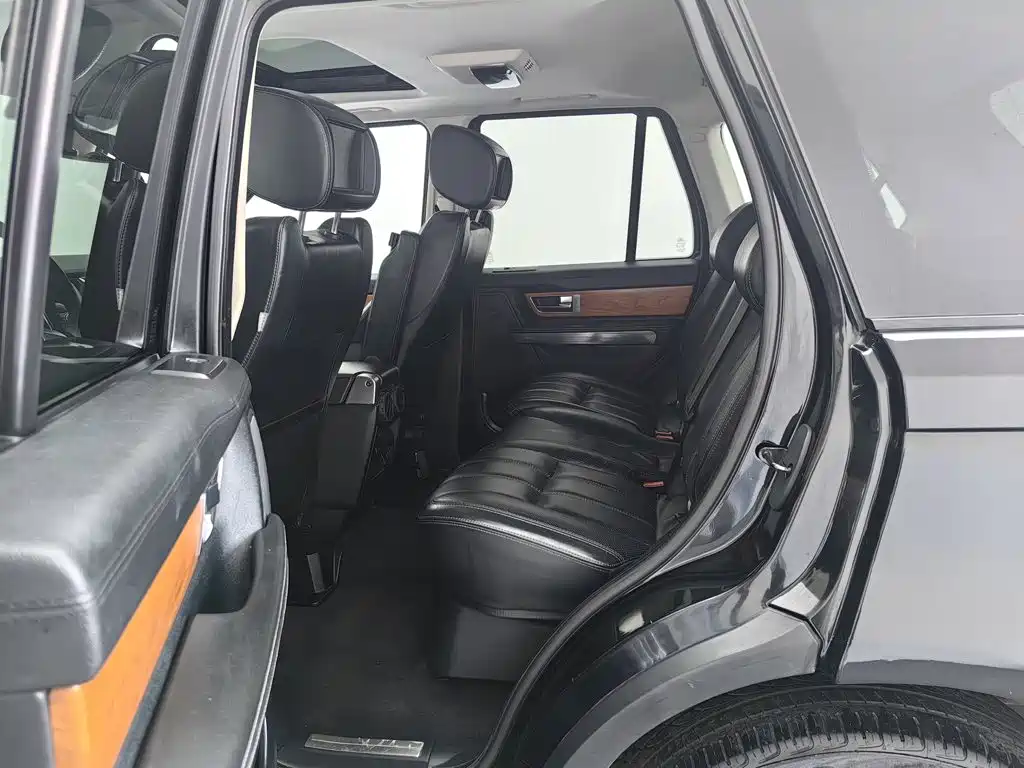 Land Rover Sport — миниатюра 15