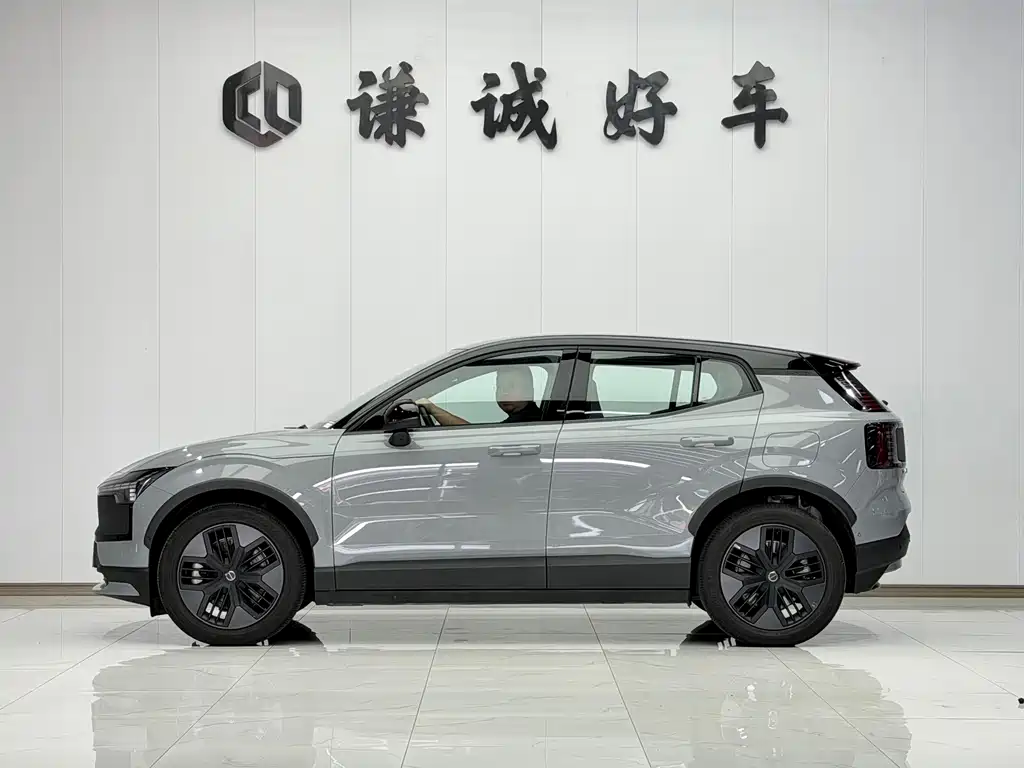 Volvo EX30 — миниатюра 4