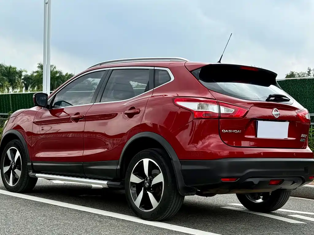 Nissan Qashqai — миниатюра 5
