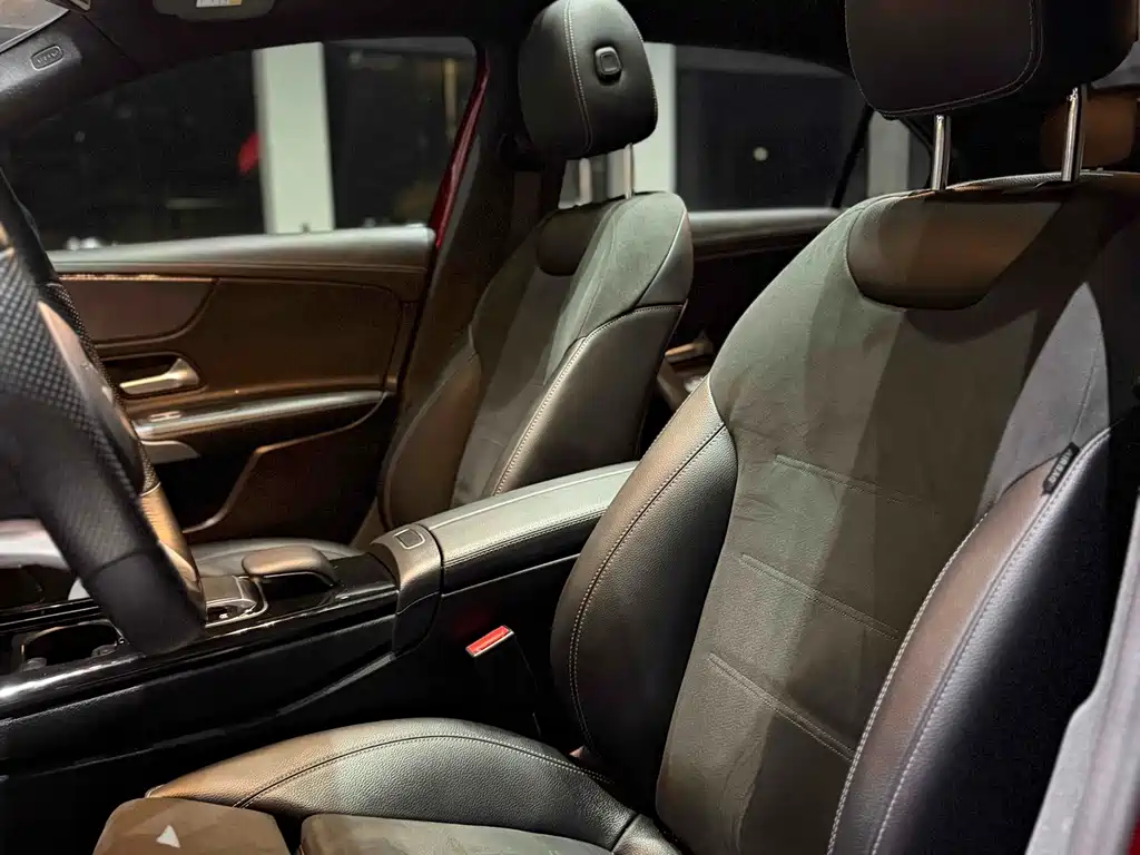 MERCEDES-BENZ A CLASS