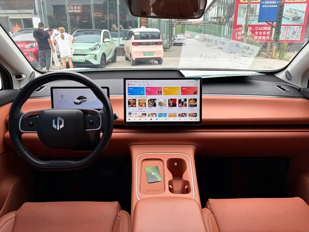 Leapmotor Leapmotor C10 — миниатюра 6