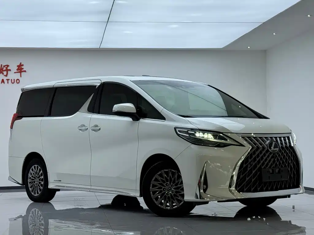 Lexus LM — миниатюра 3