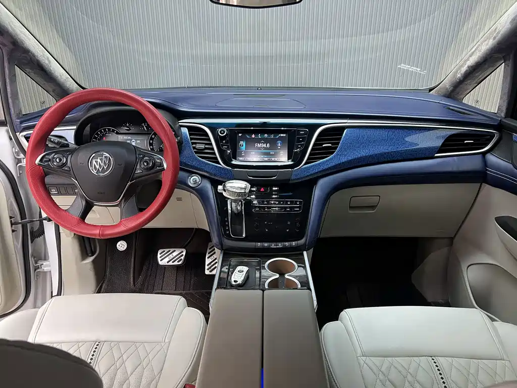 Buick GL8 — фотографии объявления, Фото 10