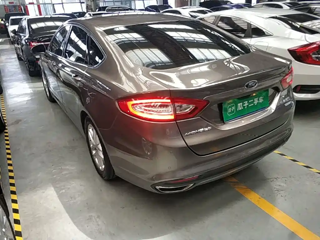 Ford Mondeo — миниатюра 5