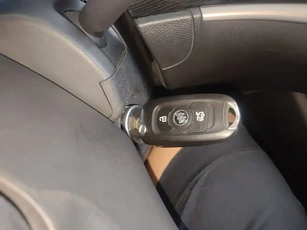 Buick Verano — миниатюра 9