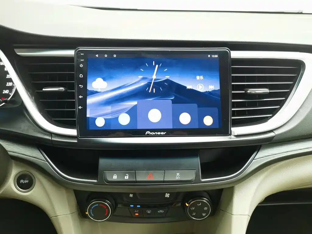 Buick Excelle — миниатюра 12