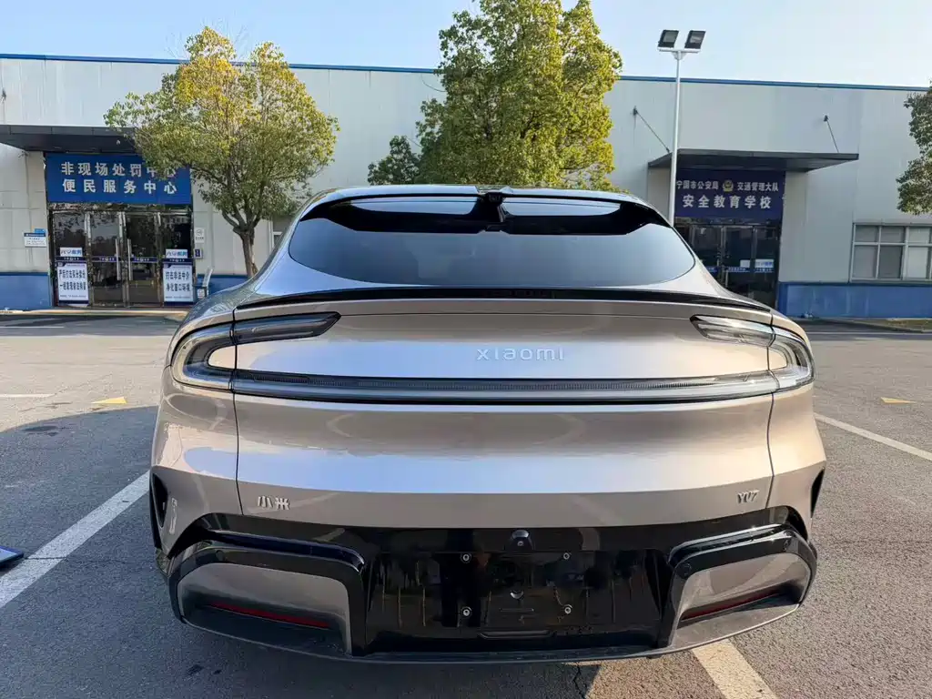 XIAOMI CAR XIAOMI YU7