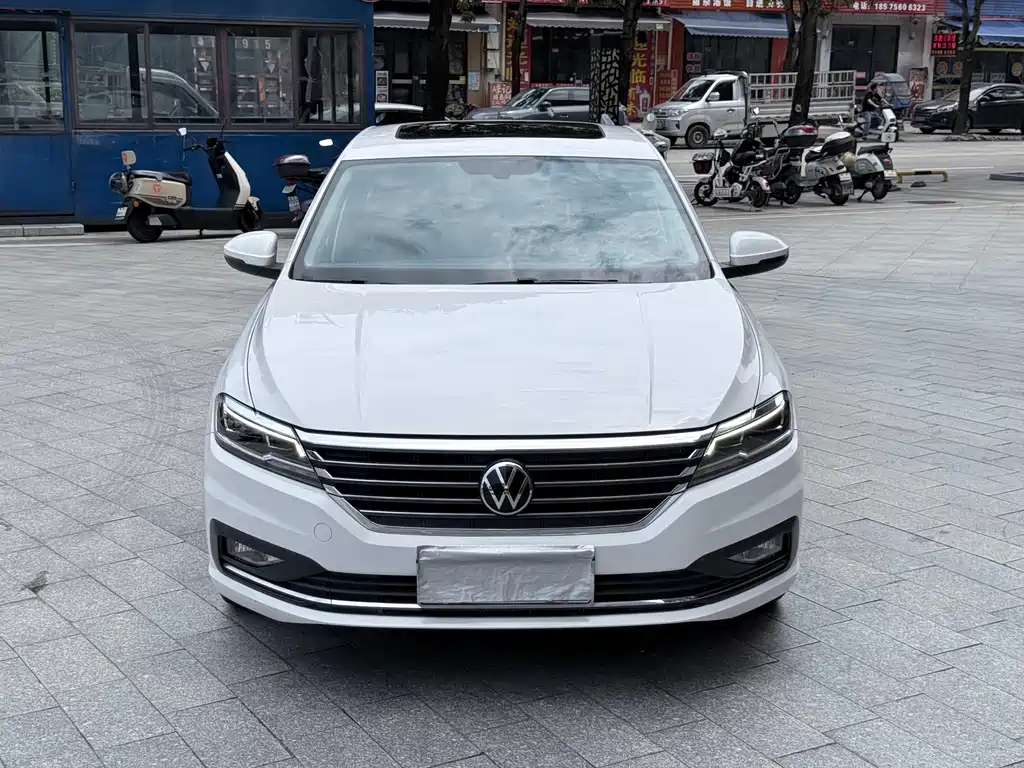 Volkswagen Lavida — миниатюра 2