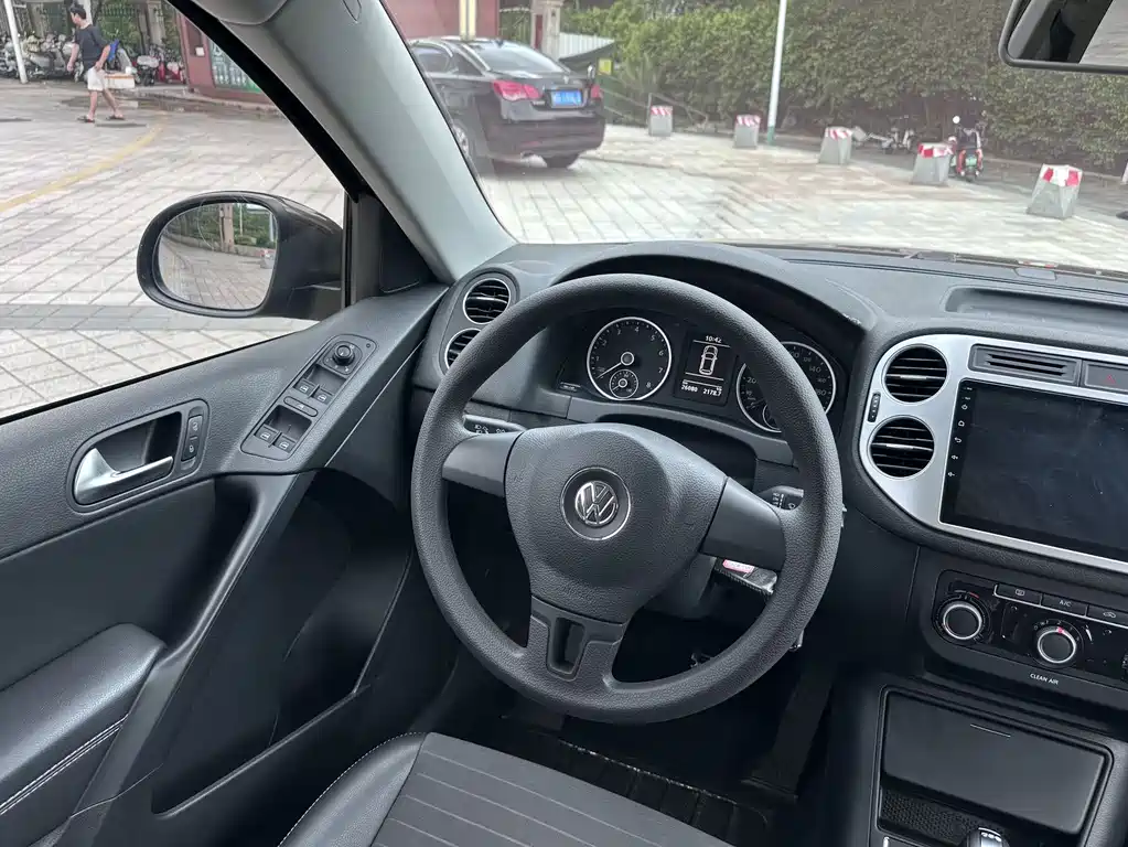 Volkswagen Tiguan — миниатюра 15