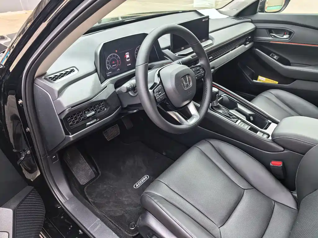 Honda Accord 2025 Sport 260TURBO Comfort