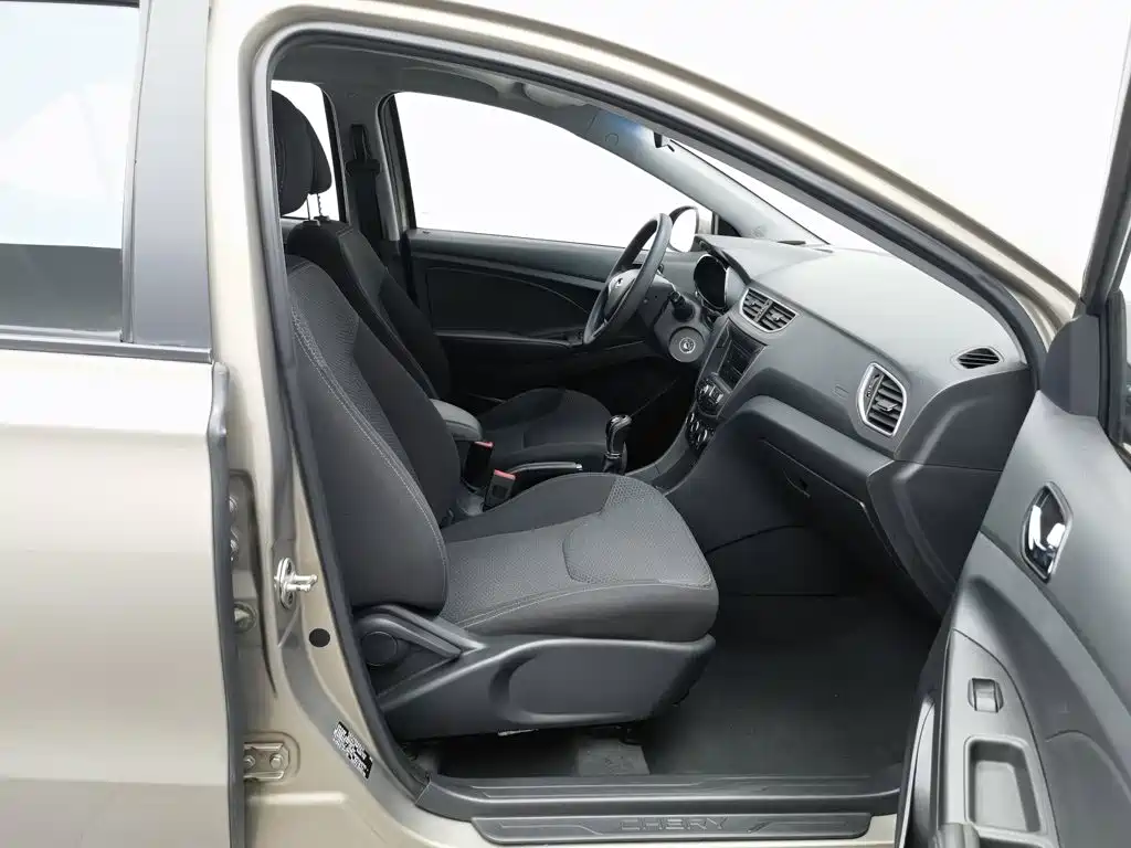 Chery Arrizo 3 — миниатюра 23