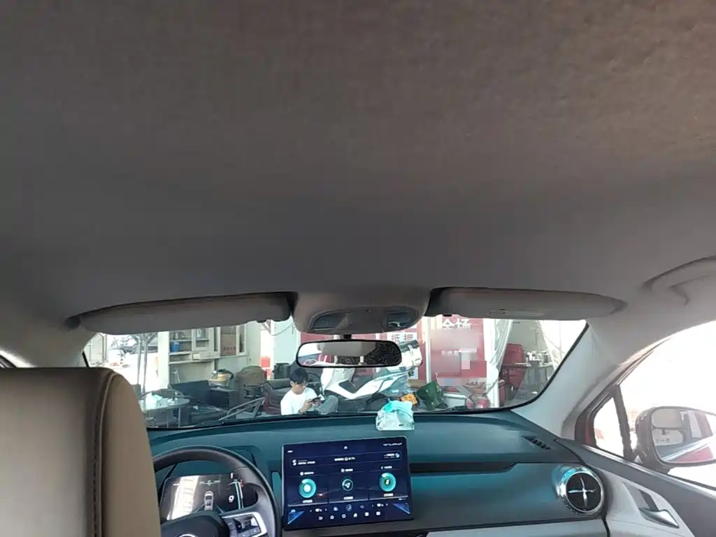 BYD Yuan Pro — миниатюра 18