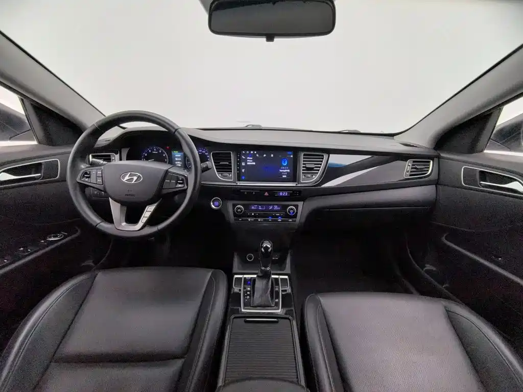 Hyundai Mistra — миниатюра 5