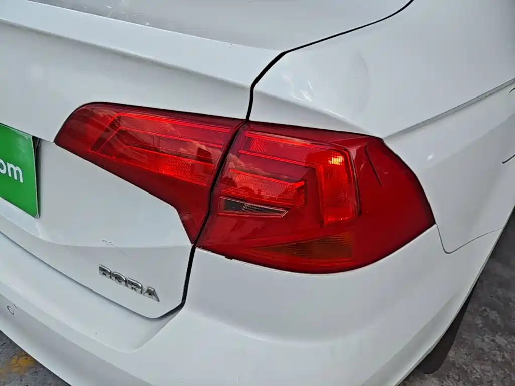 Volkswagen Bora — миниатюра 8