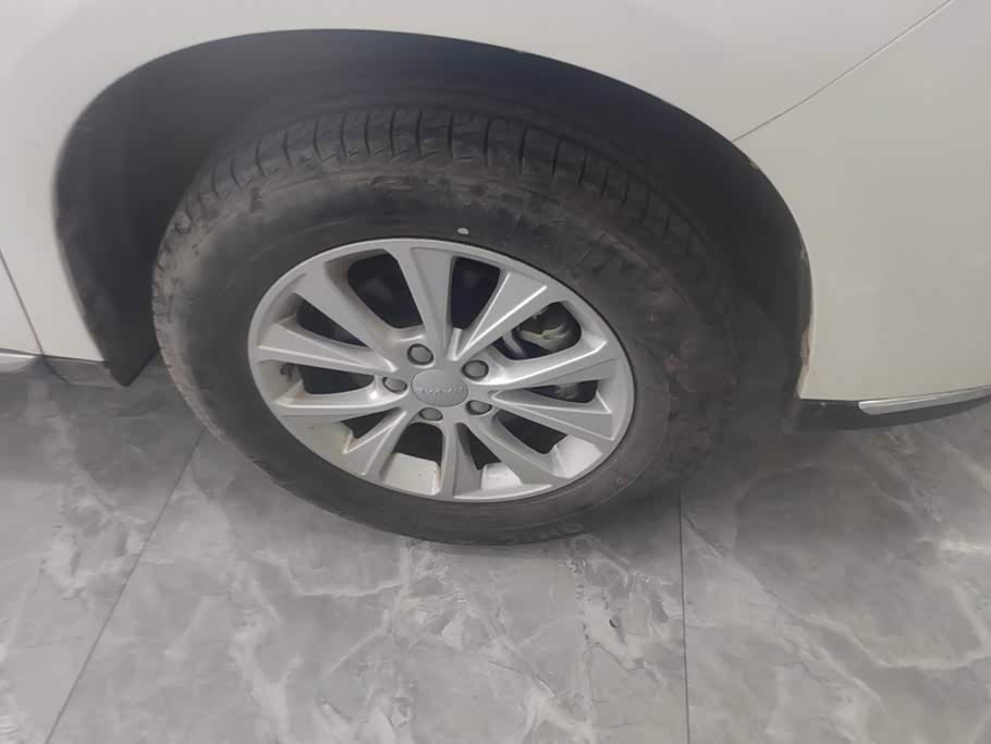 Haval Haval M6 1.5 л 2021 г. Белый, пробег 12800 км