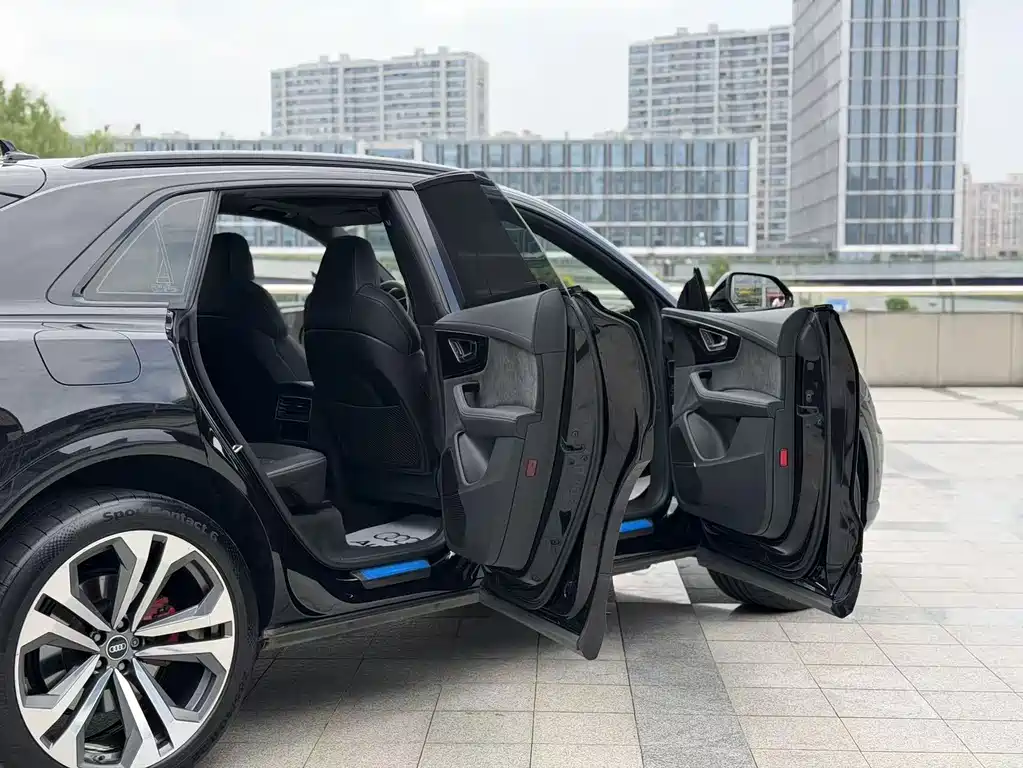 Audi Q8 — миниатюра 12