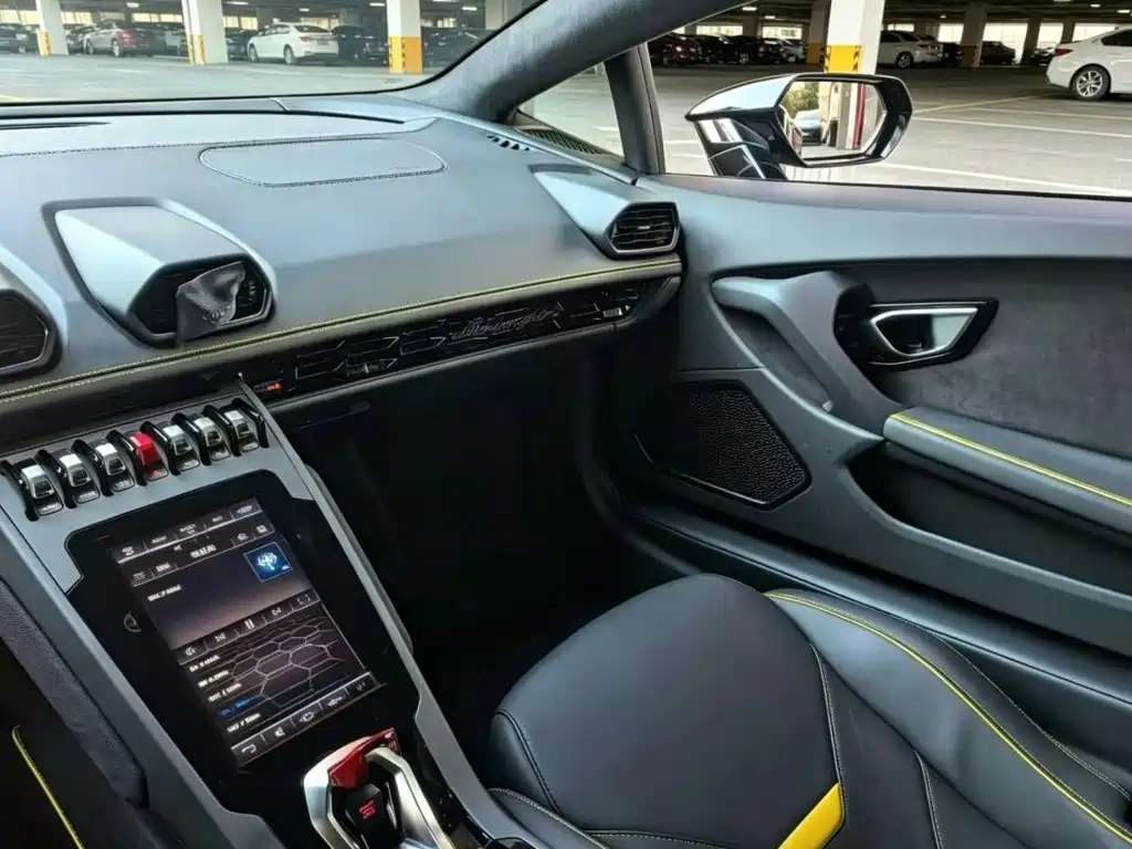 Lamborghini Huracán — миниатюра 10