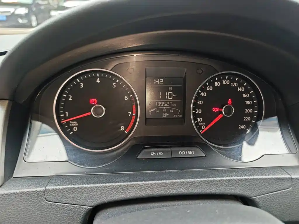 Volkswagen Santana — миниатюра 12