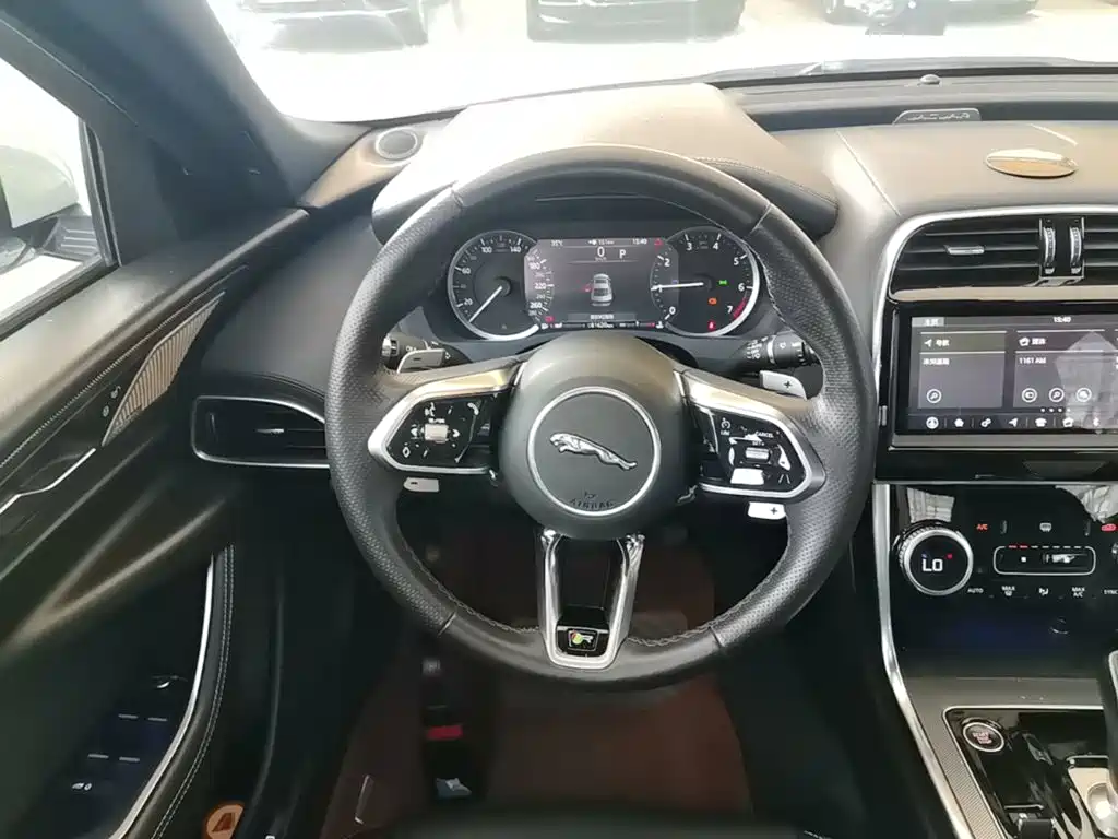 Jaguar XEL — миниатюра 11