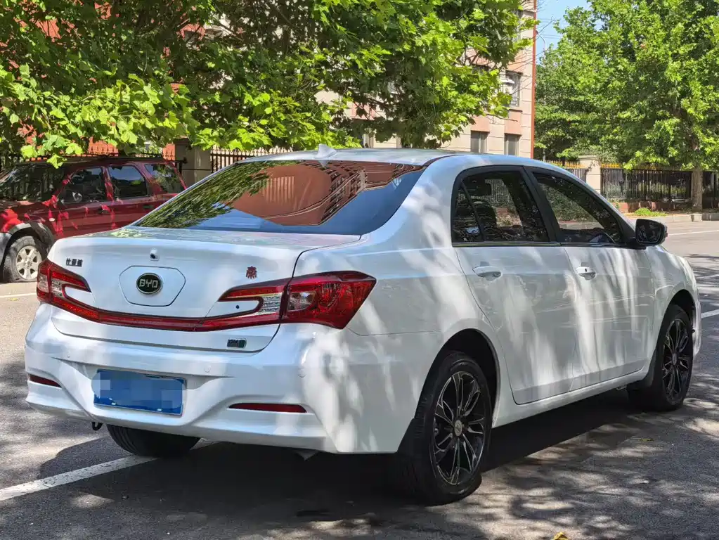 BYD Qin NEV — миниатюра 6