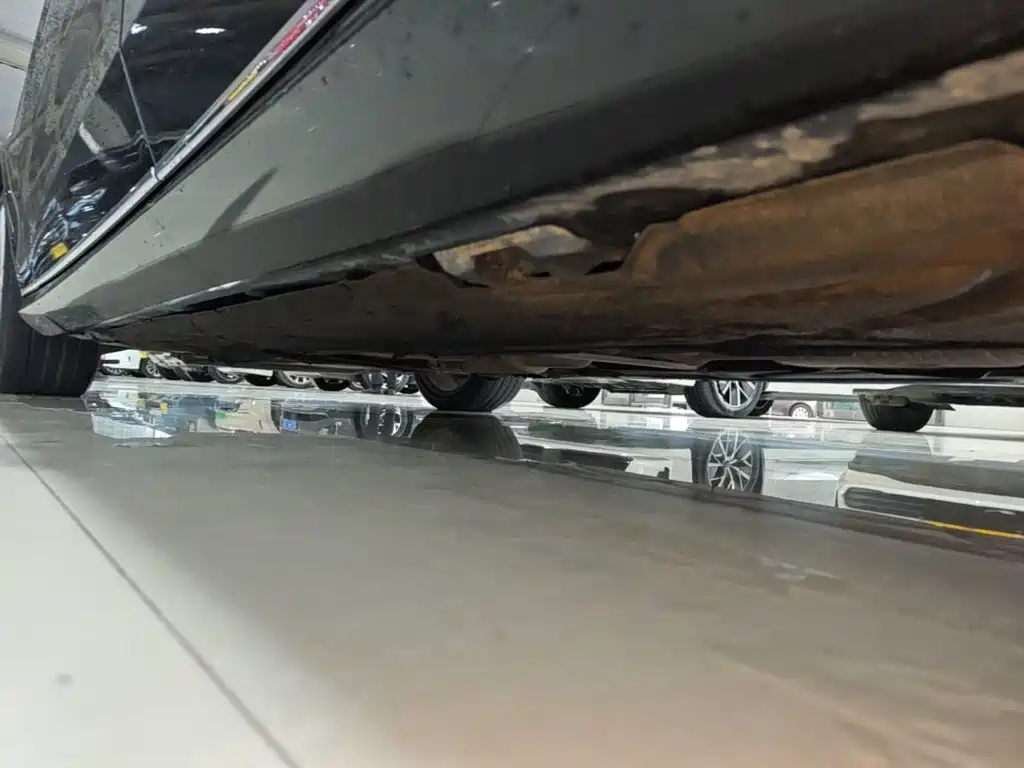 Mercedes-Benz E-Class — миниатюра 22