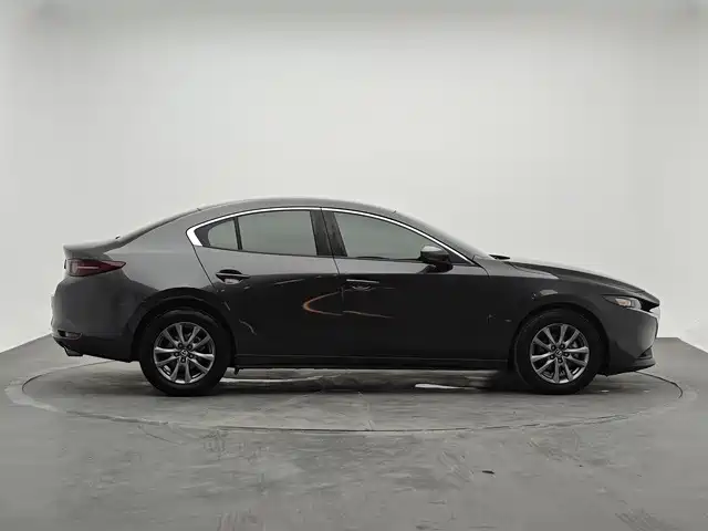 Mazda 3 Axela — миниатюра 4