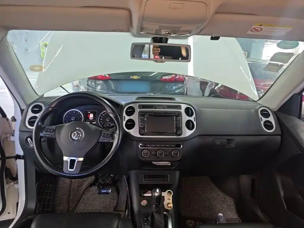 Volkswagen Tiguan — миниатюра 10