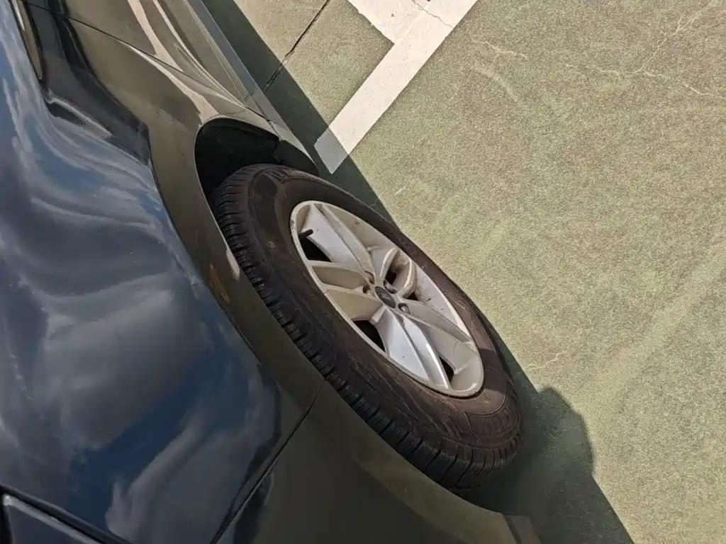 Ford Edge — миниатюра 23