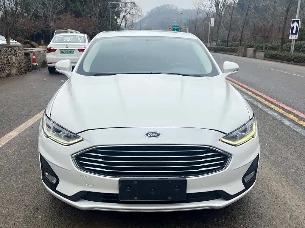 Ford Mondeo 2020 EcoBoost 180 Fashion