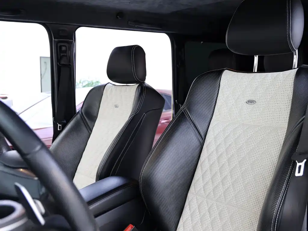 Mercedes-Benz G-Class — миниатюра 11
