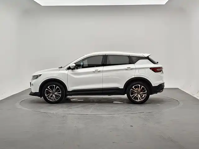 Geely Binyue — миниатюра 4