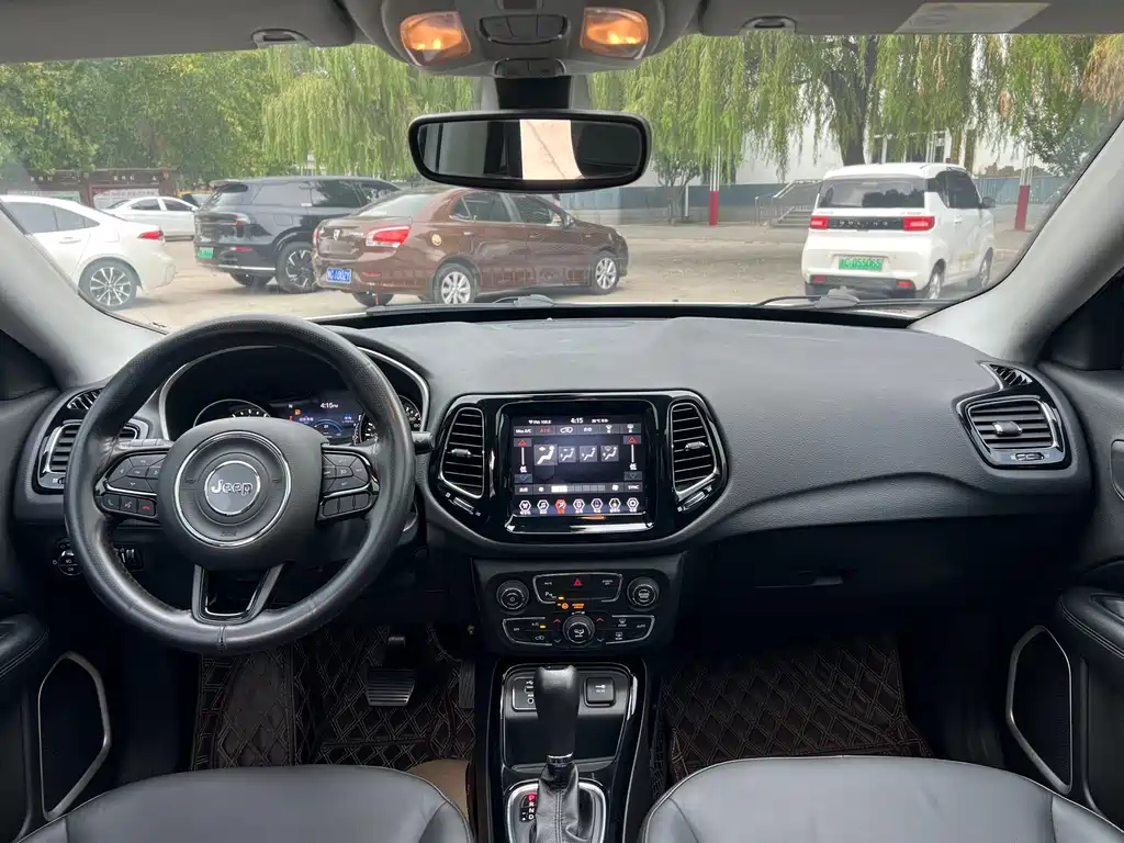 Jeep Compass — миниатюра 13