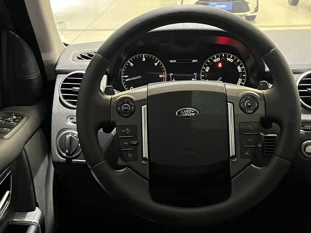 Land Rover Discovery — миниатюра 13