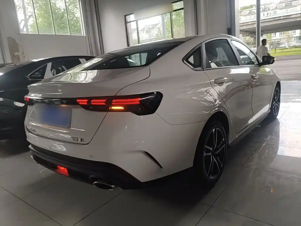 Geely Binrui — миниатюра 7