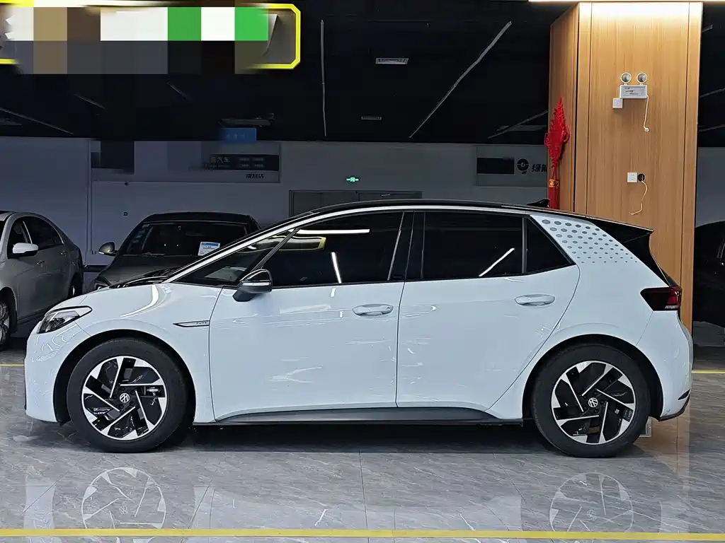 Volkswagen ID.3 — миниатюра 3