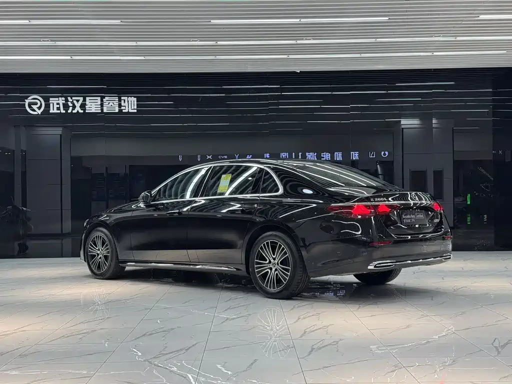 Mercedes-Benz E-Class E 2026 E 260 L