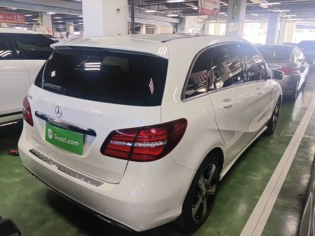 Mercedes-Benz B-Class — миниатюра 7