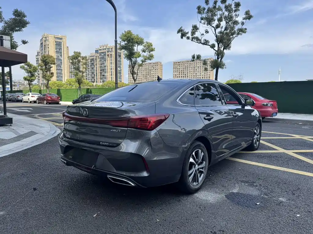 Changan Eado — миниатюра 10