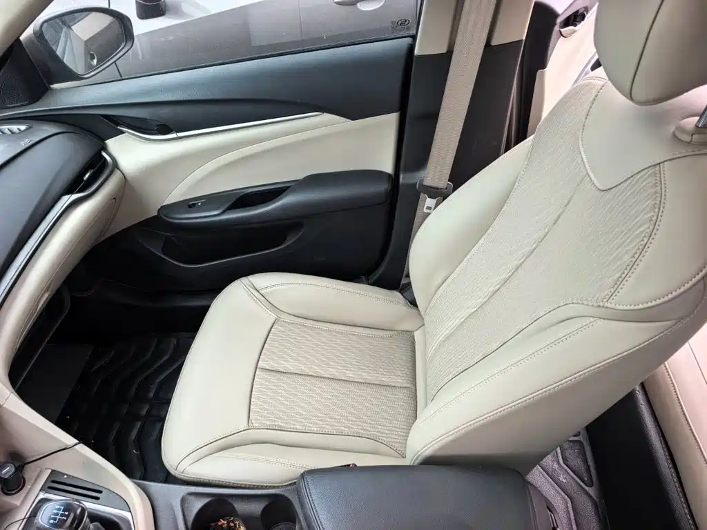 Buick Excelle — миниатюра 11