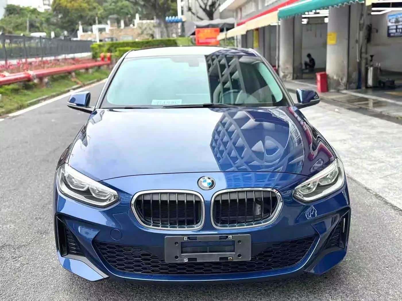 BMW 1 Series 1.5 л 2021 г. Голубой, пробег 46000 км