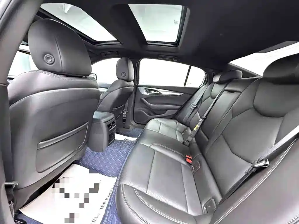 Cadillac CT5 — миниатюра 5