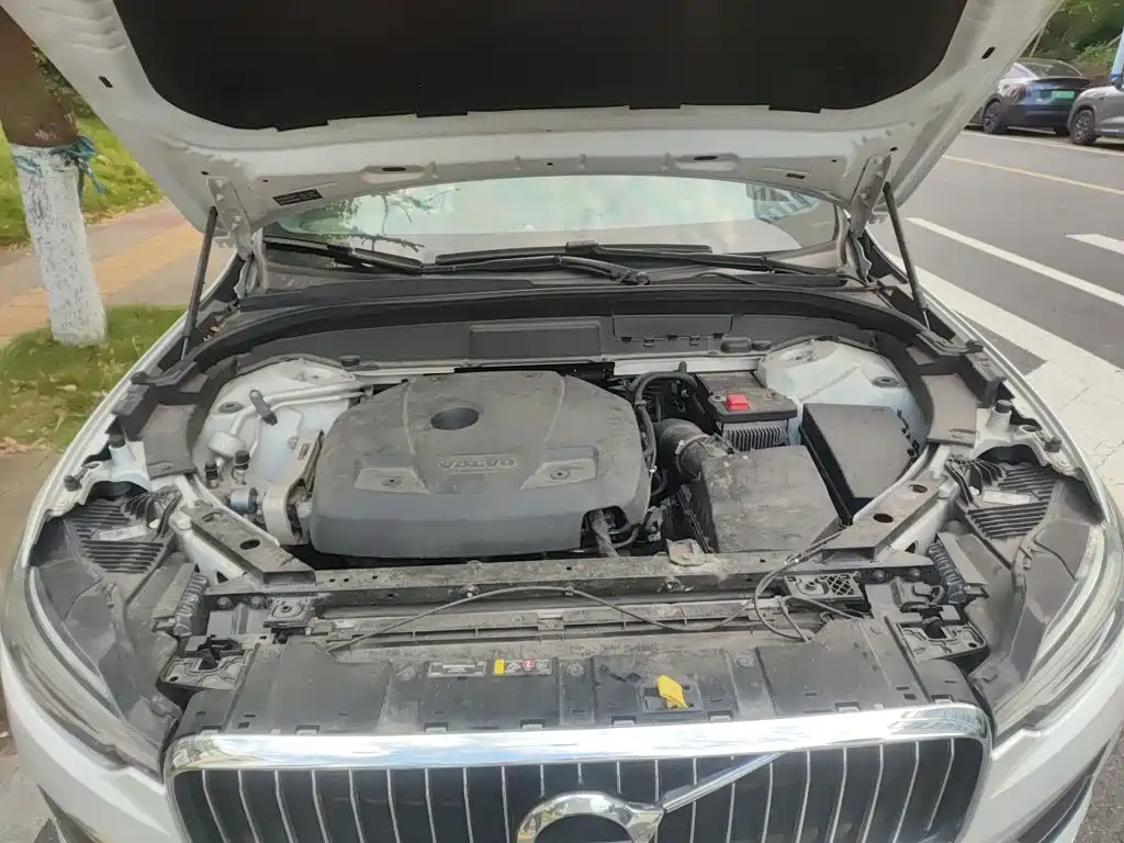 Volvo XC60 — миниатюра 11