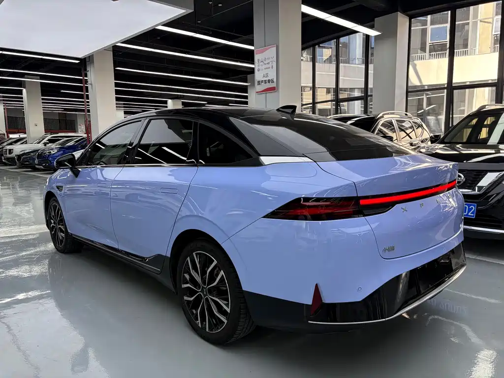 XPeng P5 — миниатюра 17