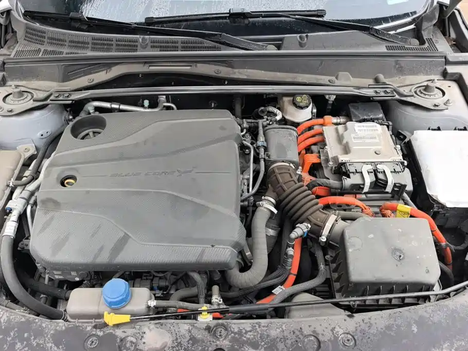 Changan UNI-V iDD — миниатюра 10