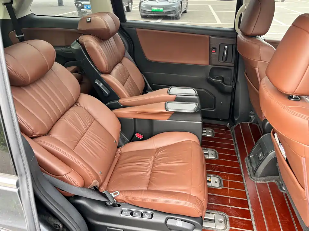 Honda Odyssey — миниатюра 8