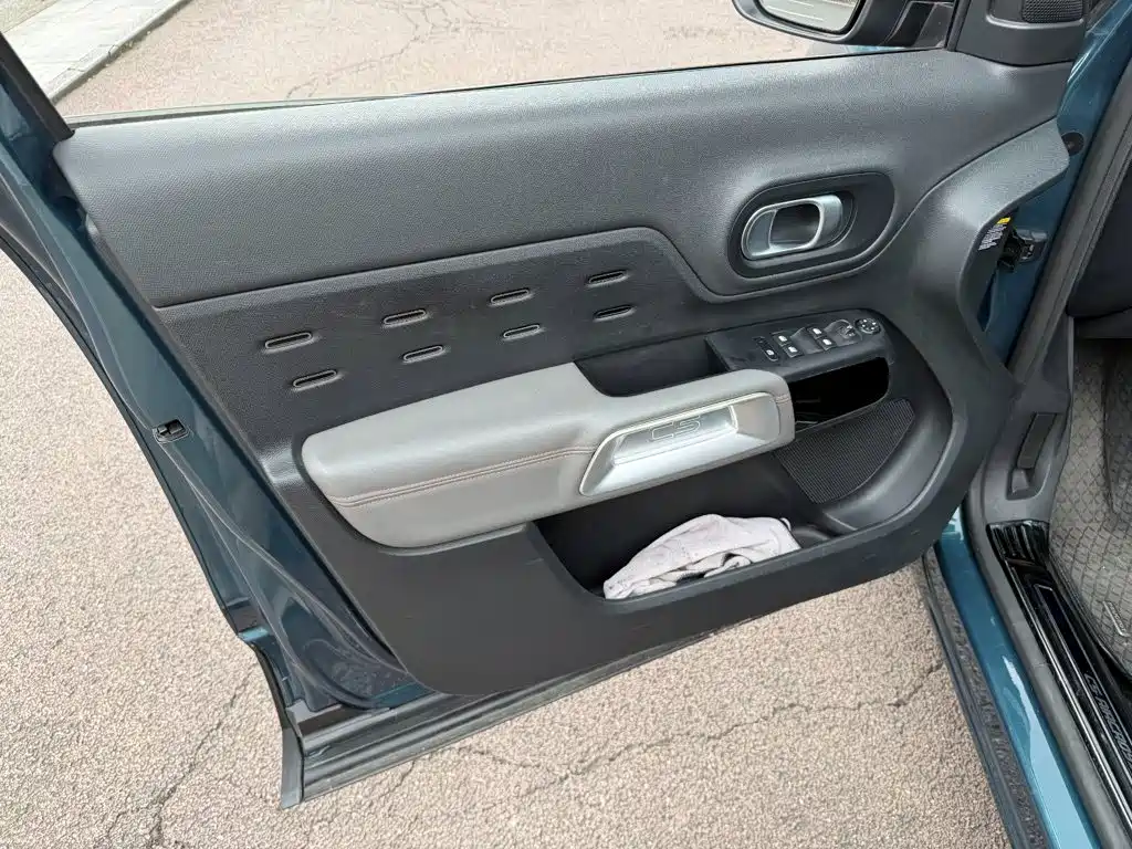 Citroen C5 AIRCROSS — миниатюра 6